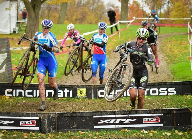 Some of the best women crossers found themselves caught out by the Nash/Rochette attack on lap one