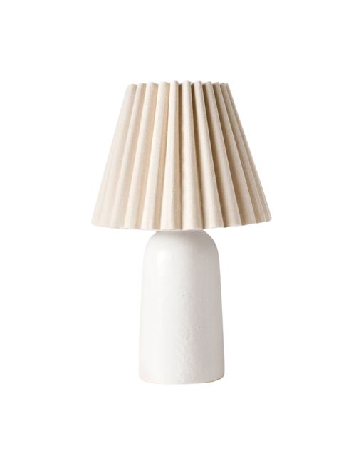 Ceramic Lamp with Scallop Shade Sour Cream/Oatmeal