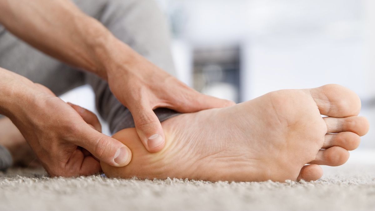 Foot pain when running what causes it and how to handle it Advnture