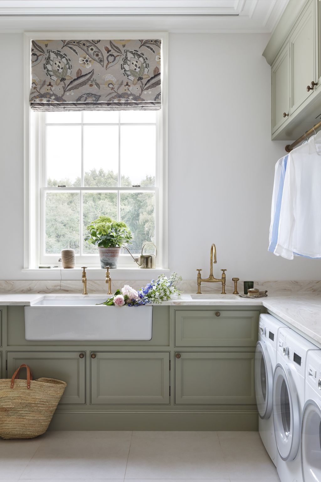 10 utility room sink ideas: How to choose a basin for your space ...