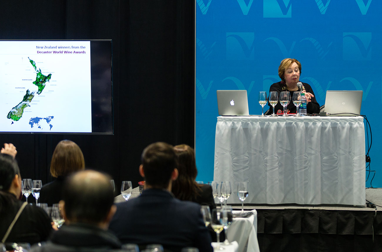 Decanter-Vinexpo-NY-Masterclass-3.jpg