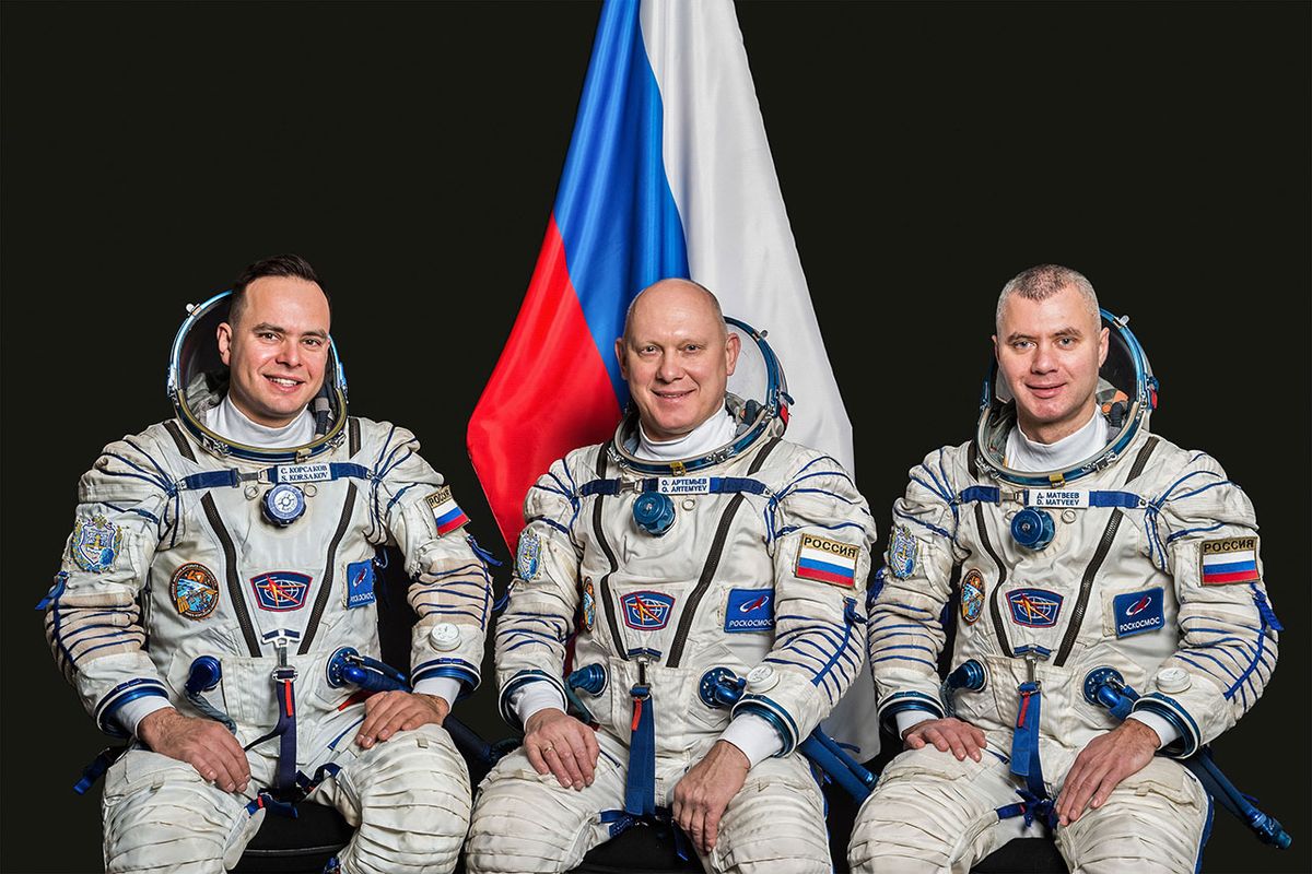 Soyuz Launches To Space Station With First All-Russian Cosmonaut Crew ...