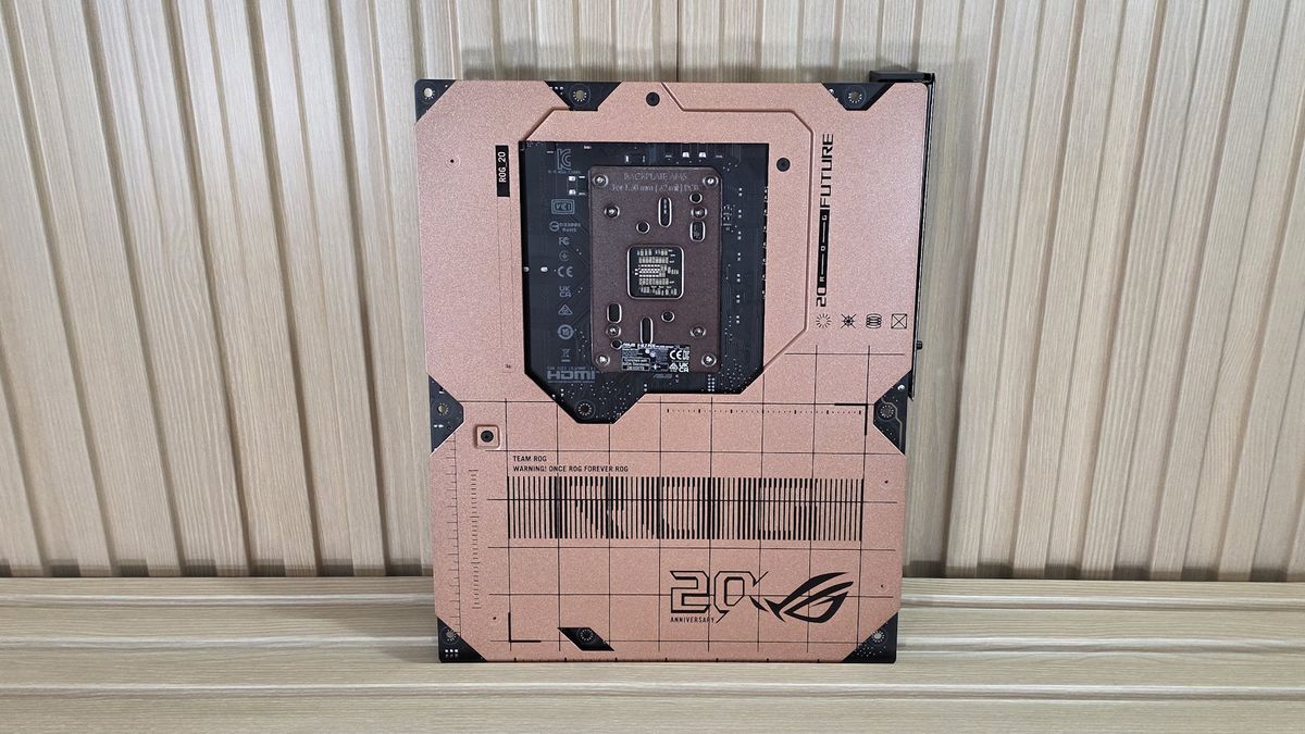 Asus ROG Crosshair 2006 - Board images