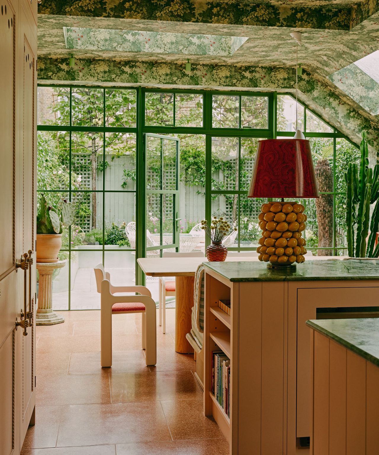 Tour the colorful and joyful home of interior designer Stephanie Barba ...