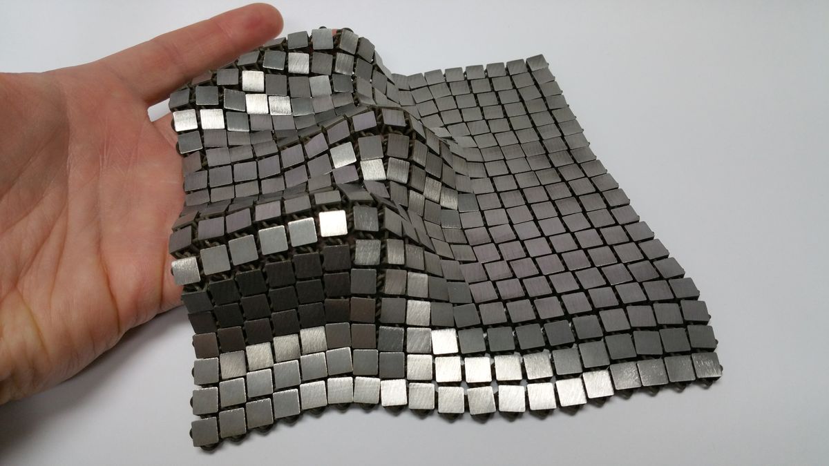 NASA Eyeing 'Chain Mail' Fabric for Use in Space