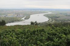 The Rhone looking south