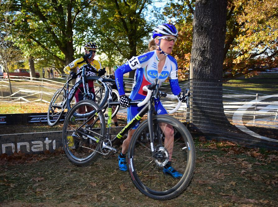 Maghalie Rochette (Cliff Pro Team) running barriers at Devou Park