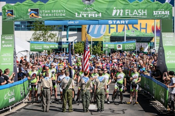 Boy scouts were out to start today&rsquo;s stage