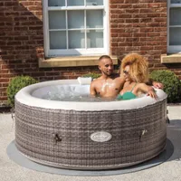 CleverSpa Maevea 4 person Hot tub | £388 now £248 at B&amp;Q (save £140)