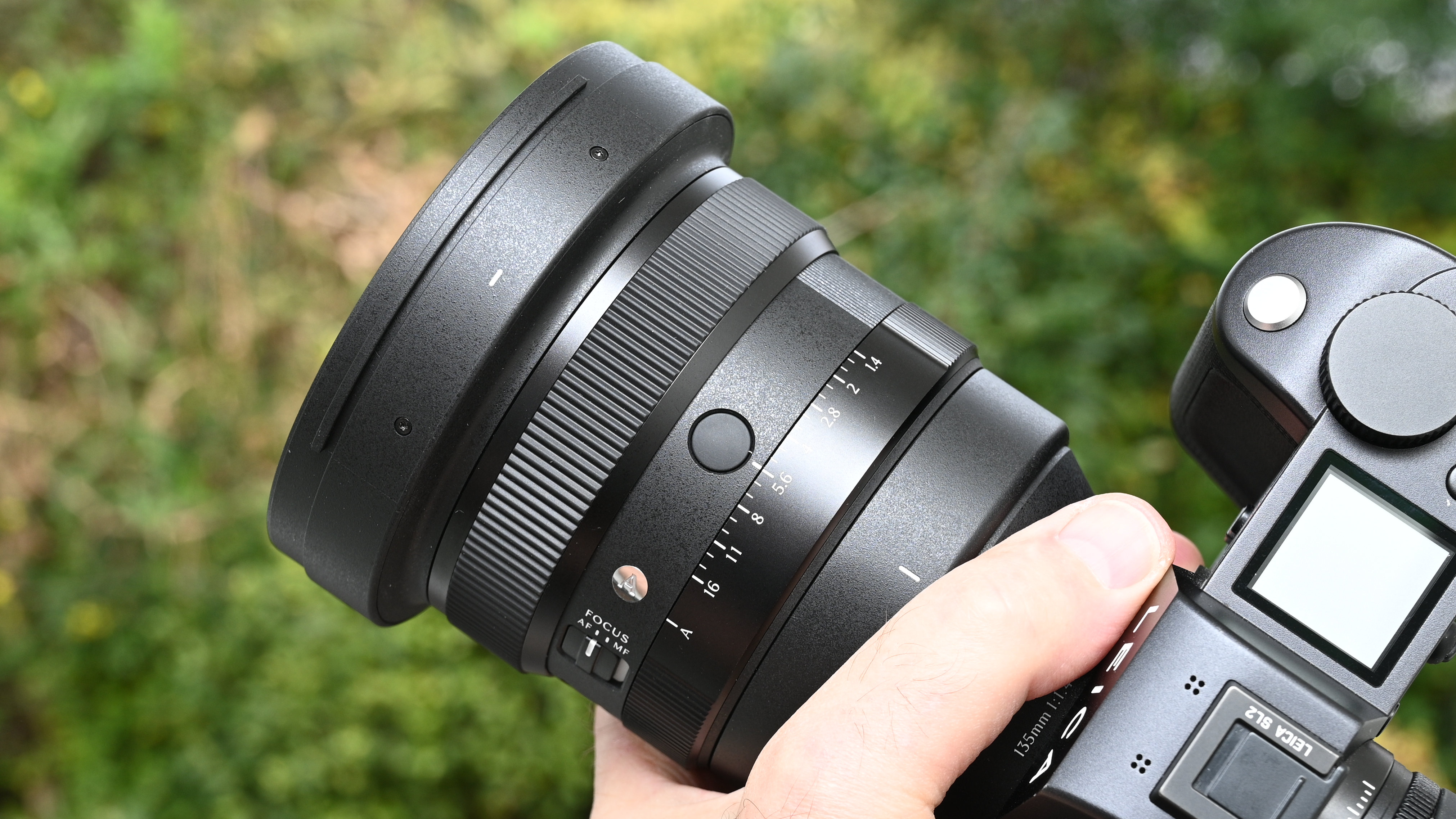 Sigma 135mm f/1.4 DG Art product shot