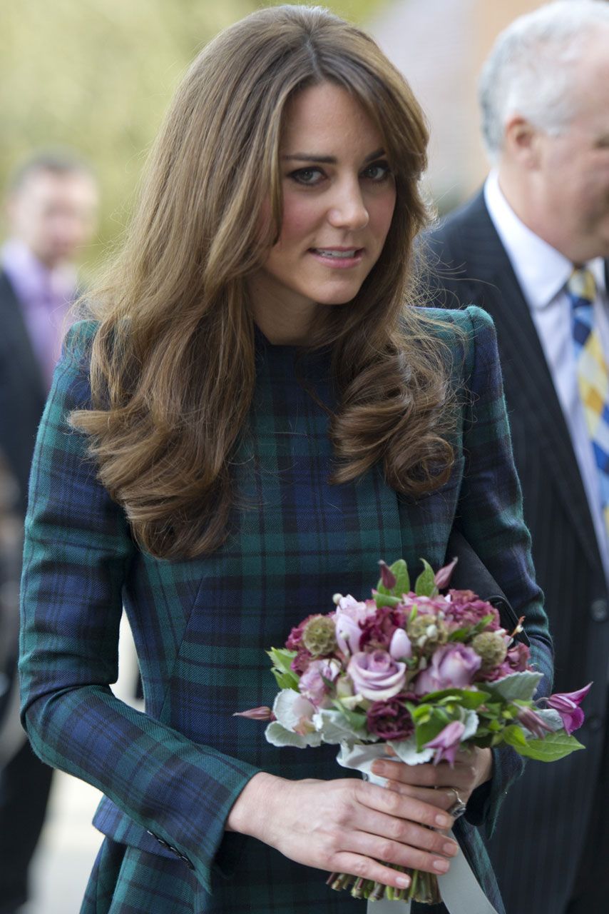 Kate Middleton visits old school