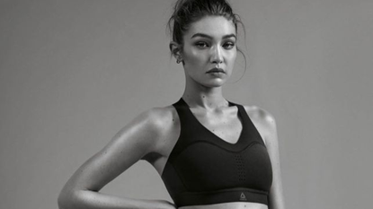 Shoulder, Undergarment, Brassiere, Arm, Abdomen, Beauty, Black-and-white, Standing, Sports bra, Stomach, 