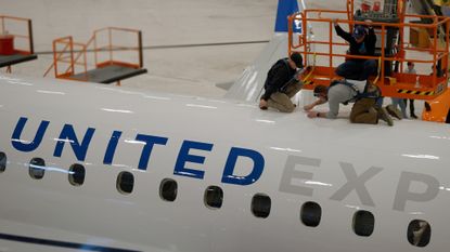 United Airlines installing Starlink on a United Express aircraft
