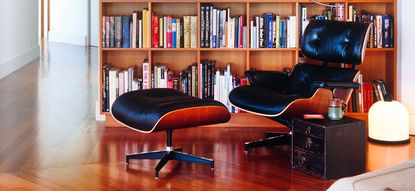 Eames lounge chair in black leather