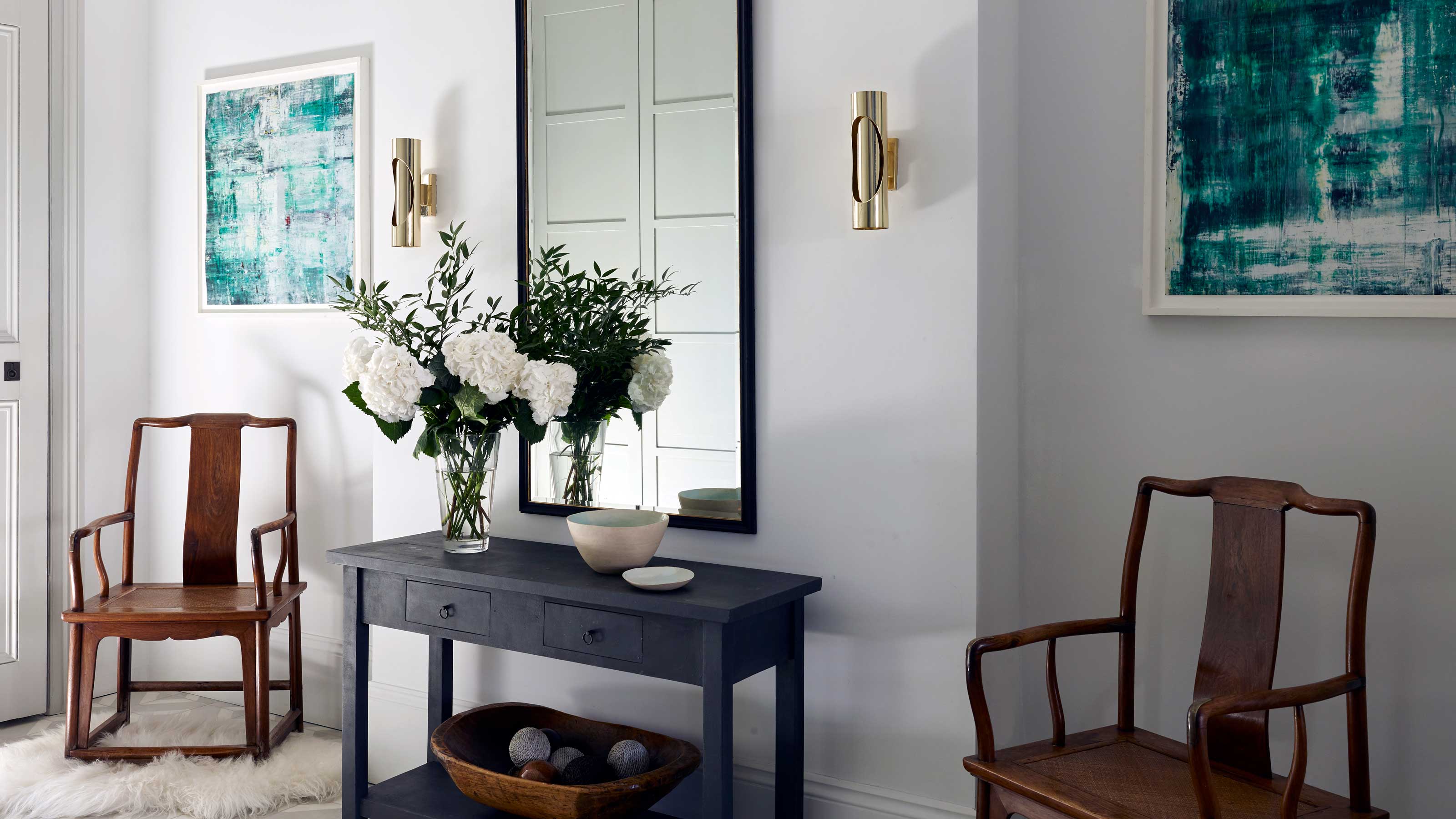 Our Favorite Entryways Have These 7 Things in Common