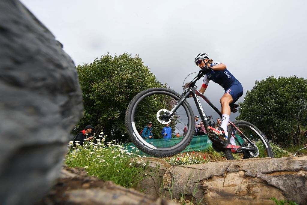 France&rsquo;s Pauline Ferrand-Pr&eacute;vot dominated the XCO race