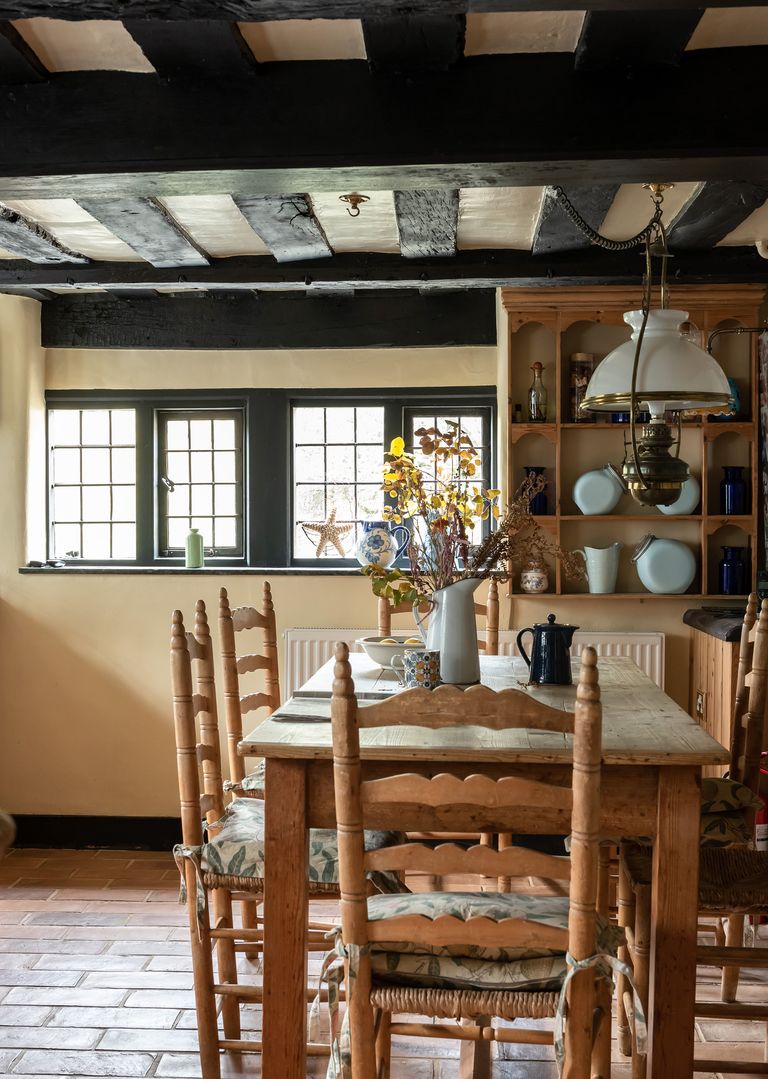 Take a tour around Britain's oldest home – built in 1584 | Homes & Gardens