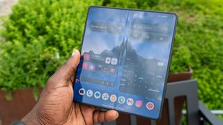 Motorola Razr Fold inner display outside