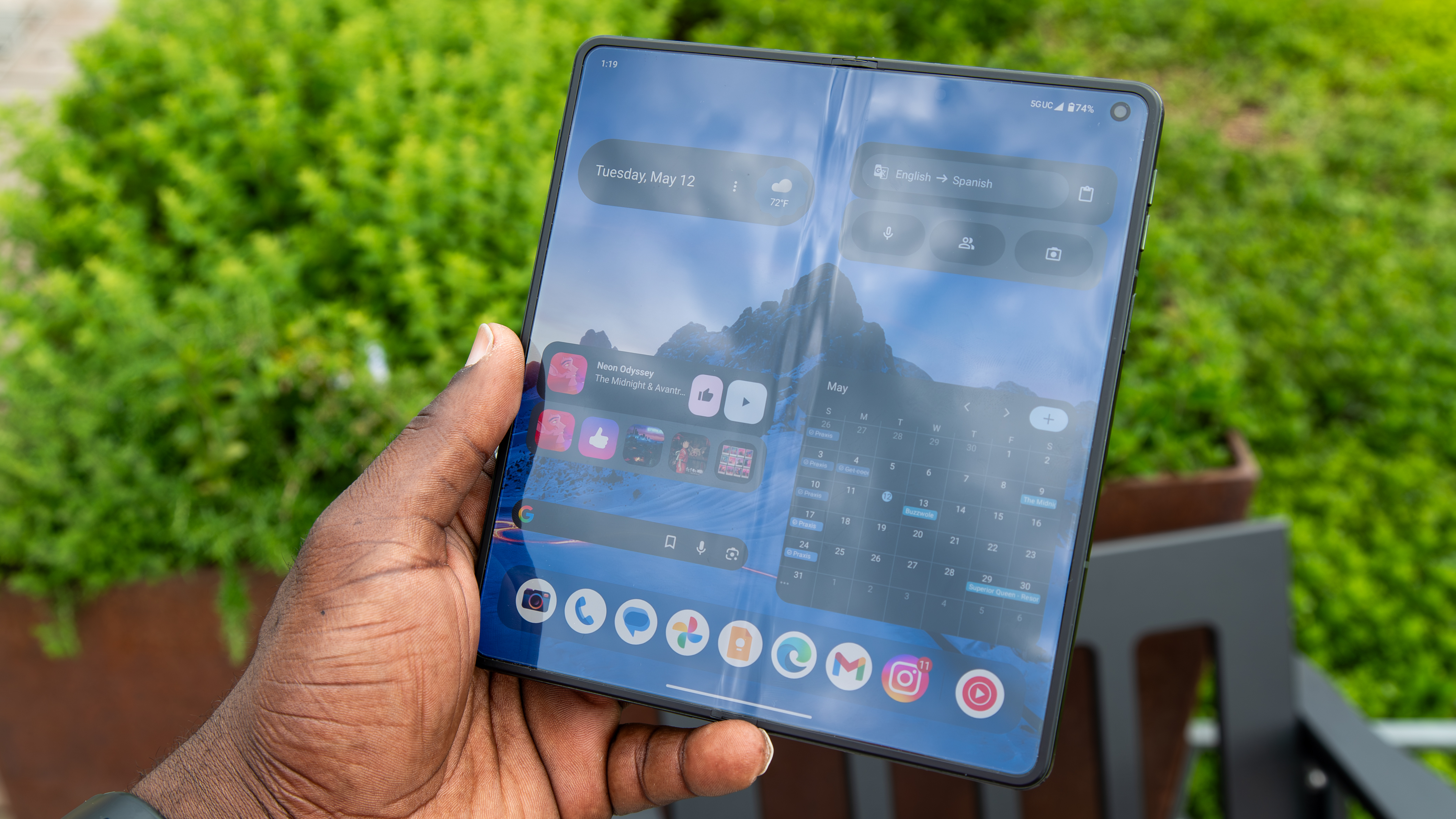 Motorola Razr Fold inner display outside
