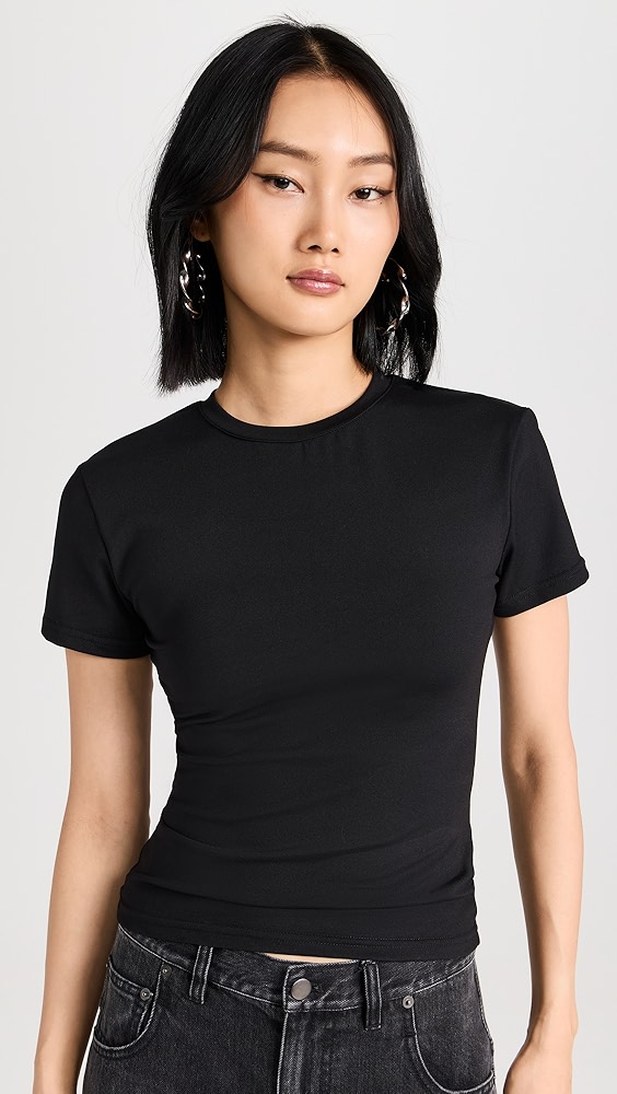 Lioness Essential Tee
