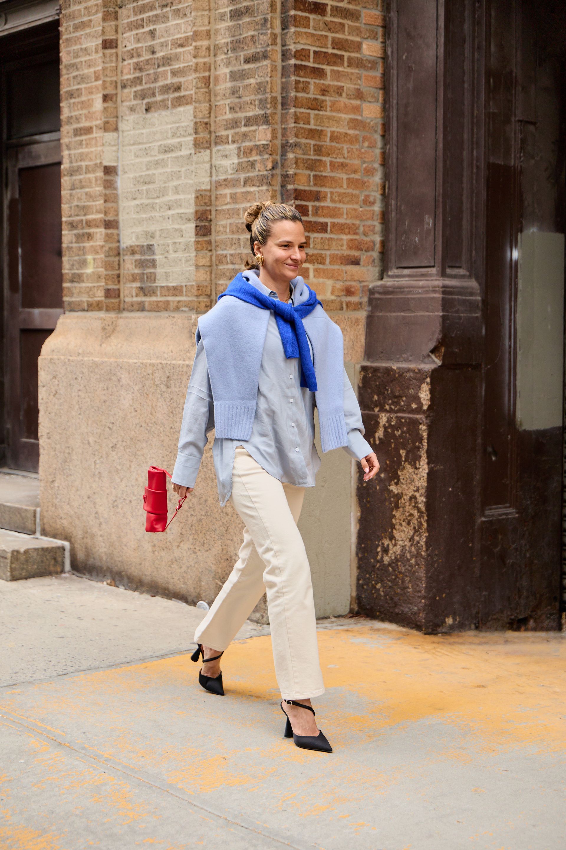 missing-image زي الجينز المضاد للصيحات من إيما واتسون هو 2024 بفضل هذا القرص