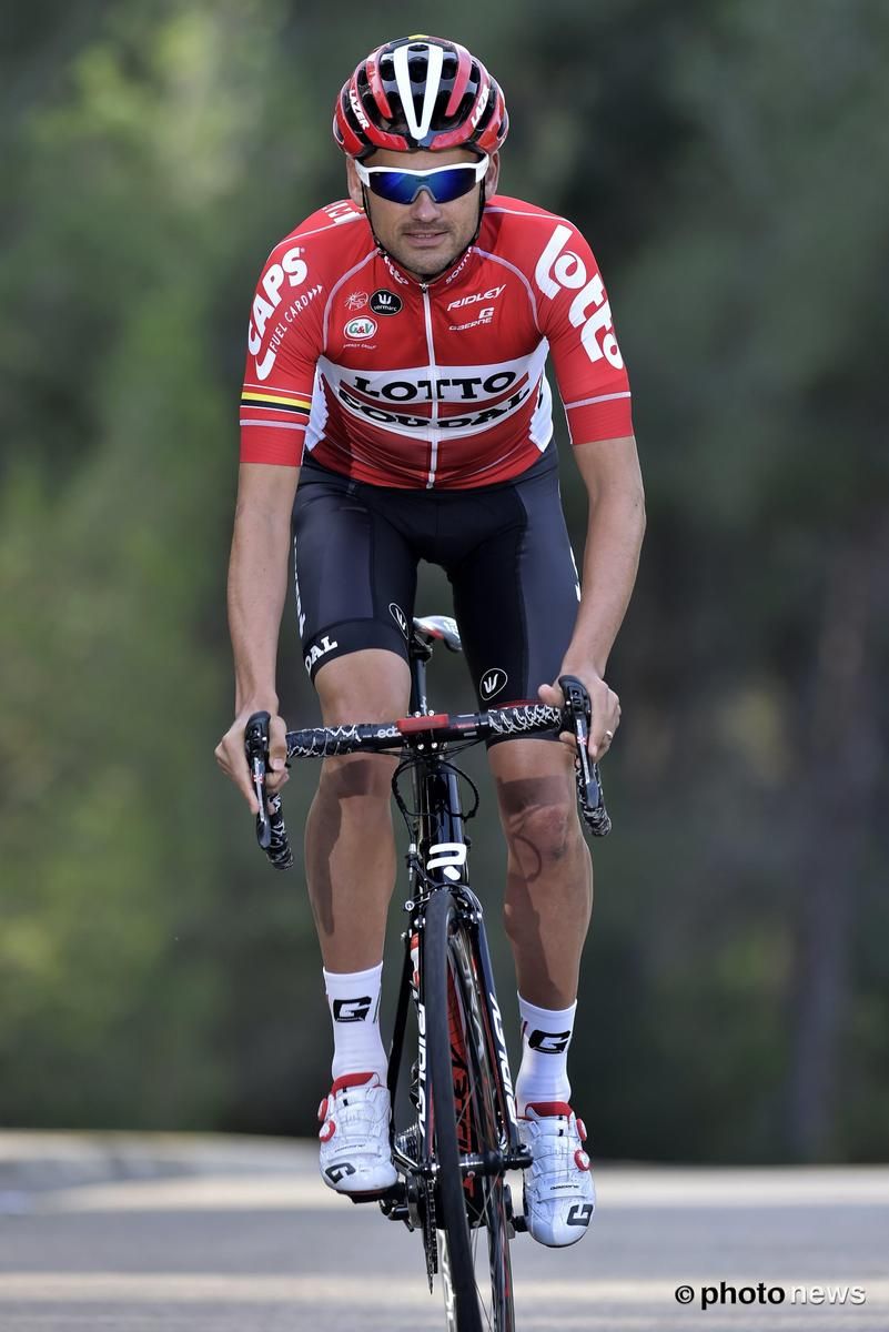 Rafa Valls (Lotto Soudal) on his bike