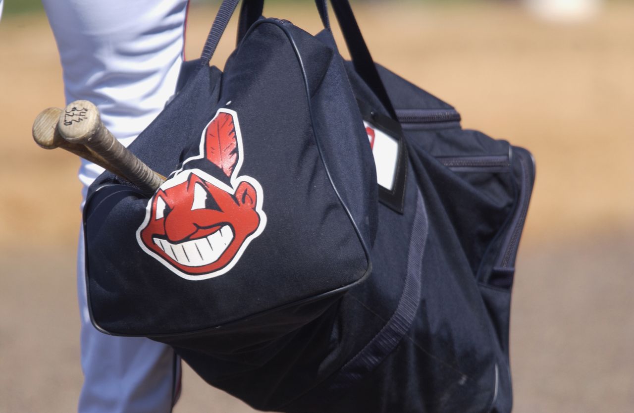 Even Ohio&amp;#039;s biggest newspaper thinks the Cleveland Indians&amp;#039; logo is racist