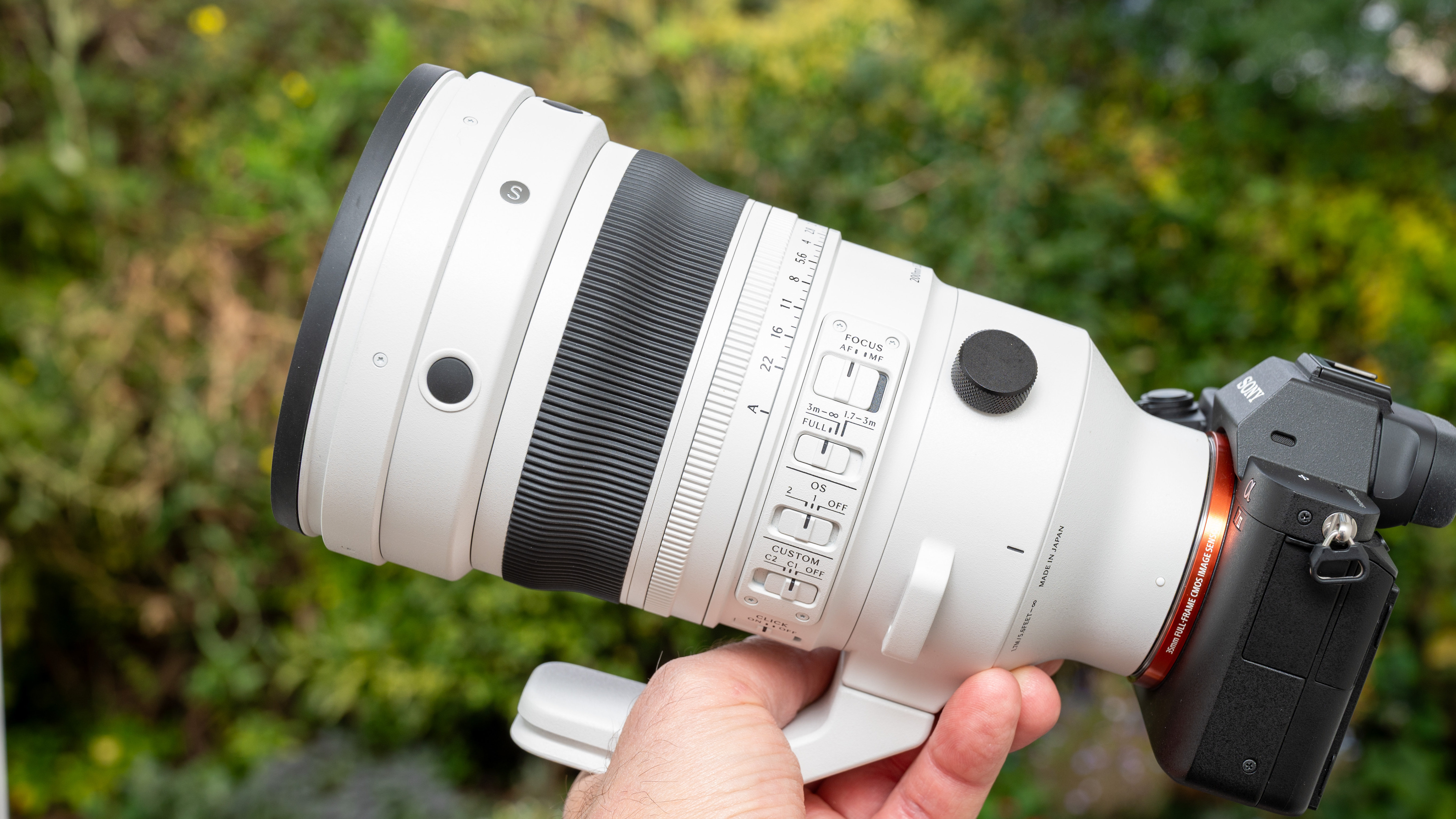 Sigma 200mm f/2 DG OS Sports product shot
