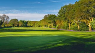 Huntercombe Golf Club - Hole 13