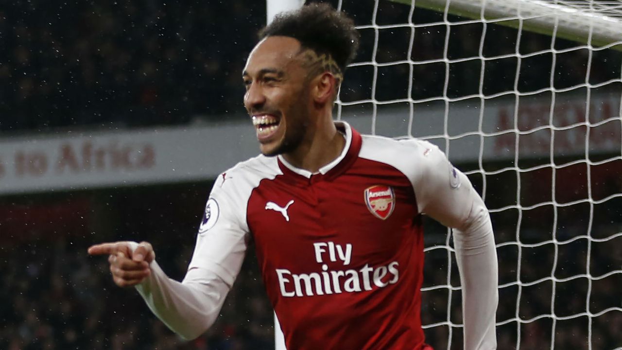 Arsenal signed striker Pierre-Emerick Aubameyang from Borussia Dortmund