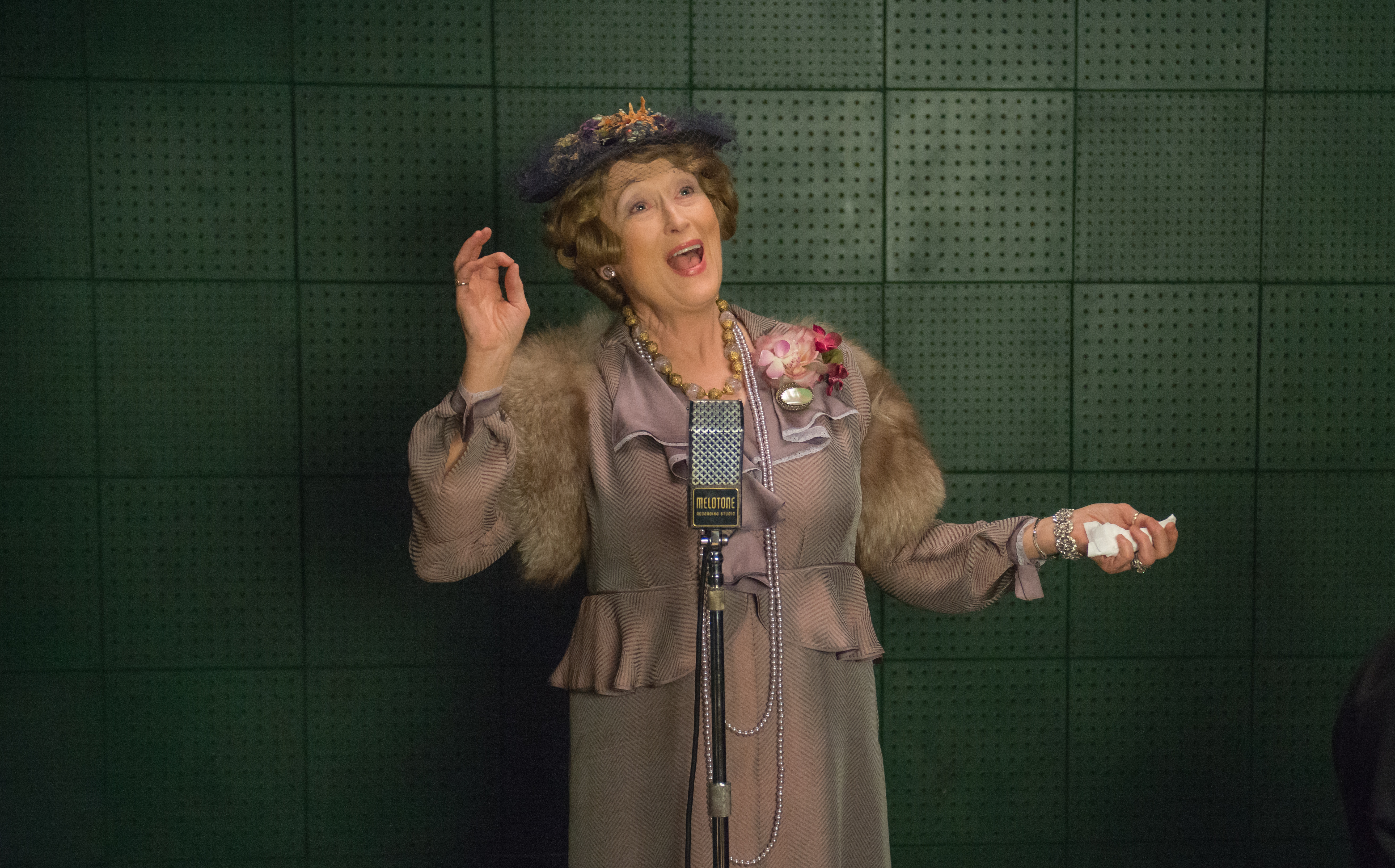 TV tonight Meryl Streep in an Oscar-nominated role.
