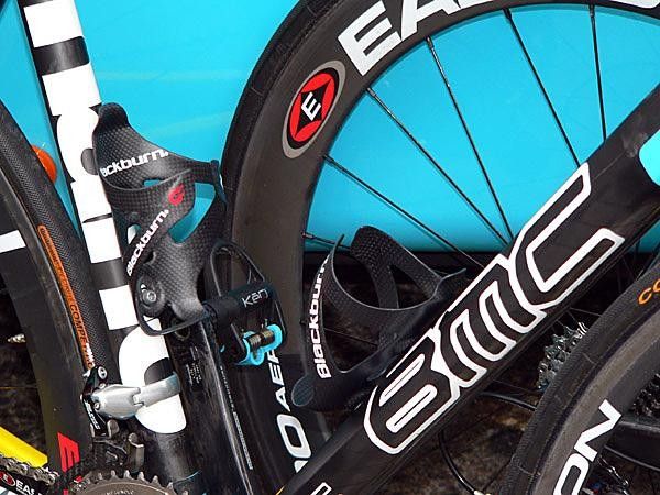 Blackburn's carbon fiber Camber CF cages make a rare appearance on the bikes of Astana.