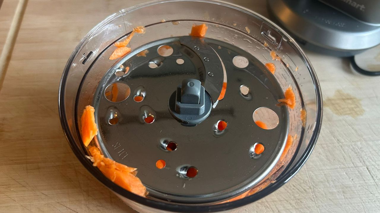 Bits of carrot missed by Cuisinart Power Blend Immersion Blender during slicing