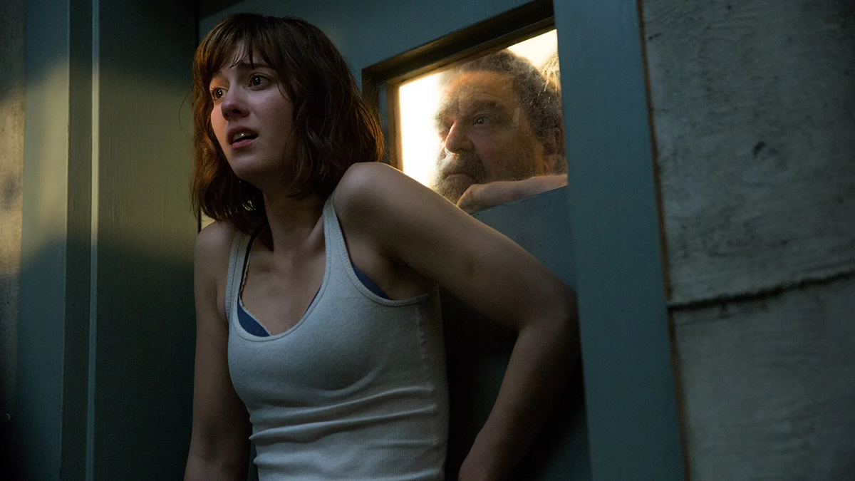 Mary Elizabeth Winstead and John Goodman in 10 Cloverfield Lane