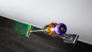 The Dyson v15 detect with trigger operation