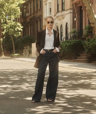 Carolyn Murphy in Banana Republic's fall 2024 campaign.