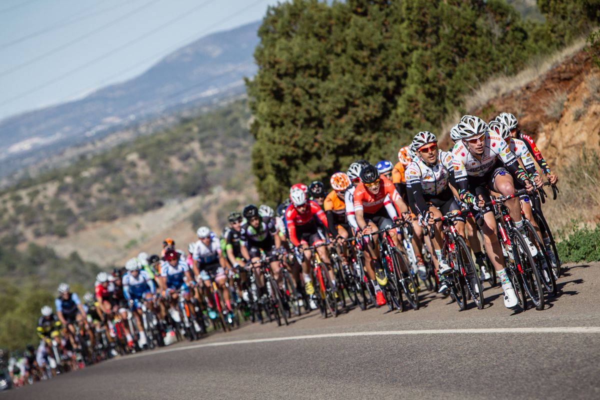 Jelly Belly moves to the front to chase