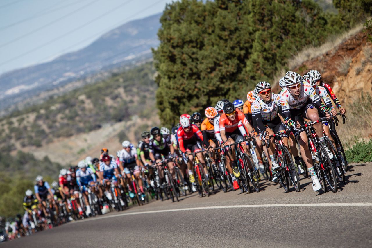 Jelly Belly moves to the front to chase