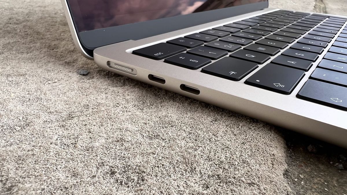 Macbook Air Review 2022