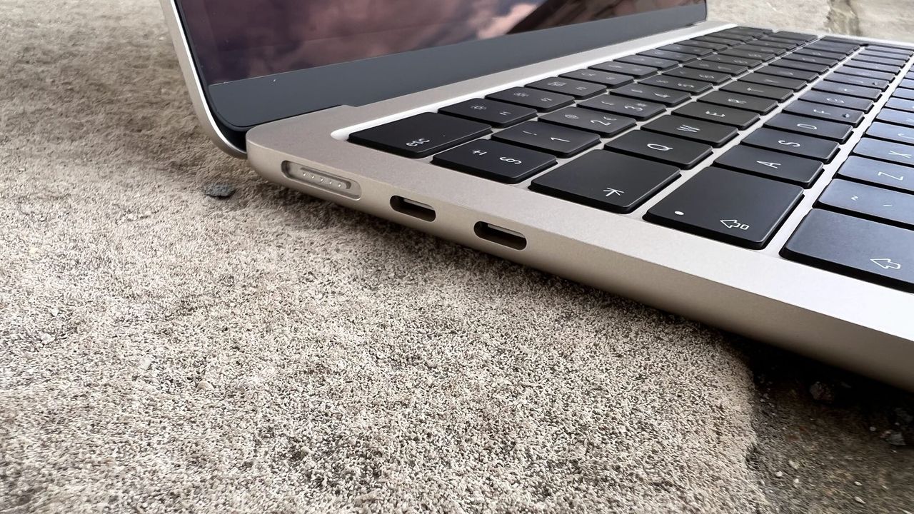 Macbook Air Review 2022