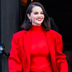 Selena Gomez met the cast of Love Island in a white Cult Gaia dress