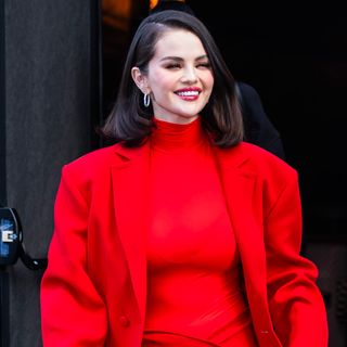 Eiza González Posts Naked Video of Josh Duhamel by Accident in Mexico