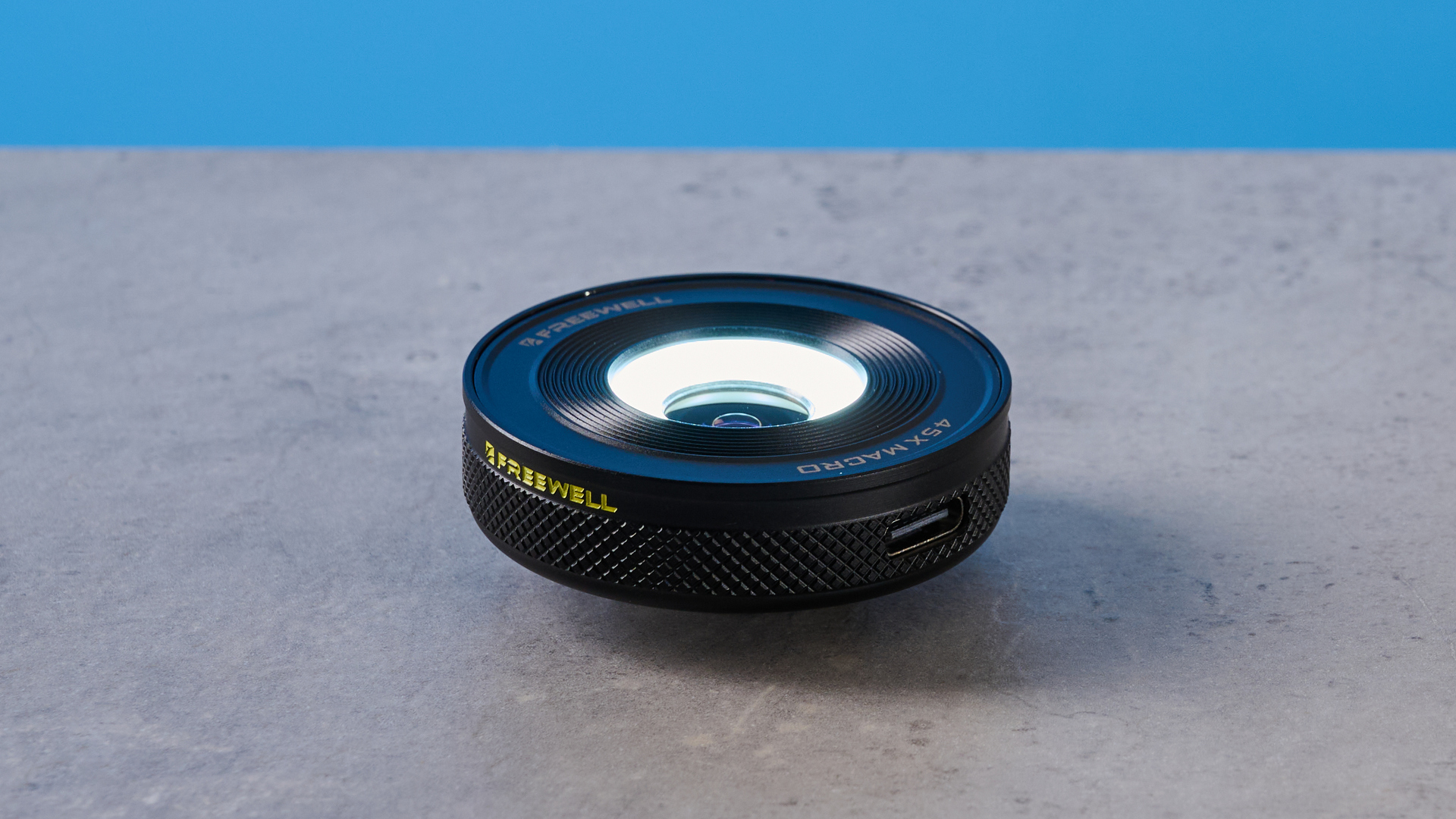 The Freewell iPhone lens 45x with its light on