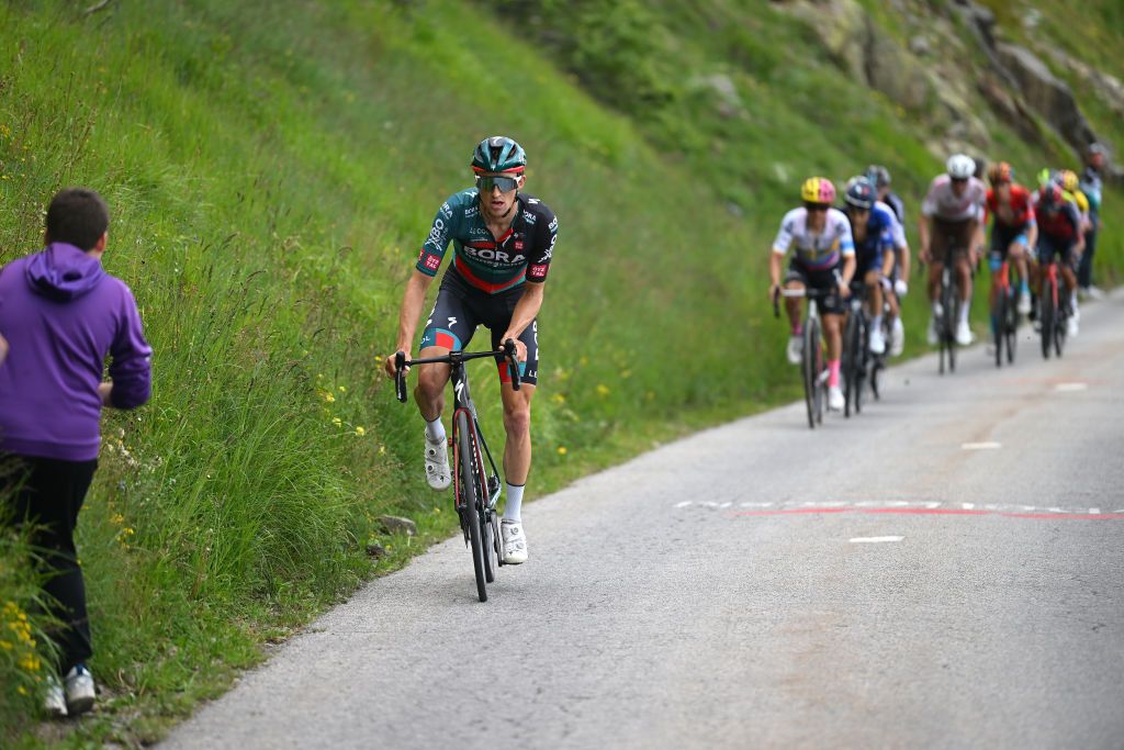 COL DE LA CROIX DE FER FRANCE JUNE 10 Jai Hindley of Australia and Team BORA hansgrohe attacks during the 75th Criterium du Dauphine 2023 Stage 7 a 1479km stage from PortedeSavoie to Col de la Croix de Fer 2067m UCIWT on June 10 2023 in Col de la Croix de Fer France Photo by Dario BelingheriGetty Images