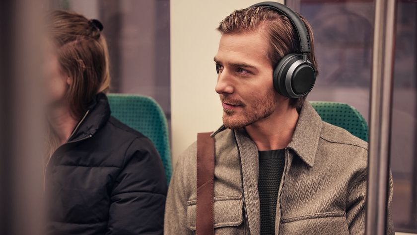 Philips Fidelio L4 ANC headphones take aim at the Sony XM5