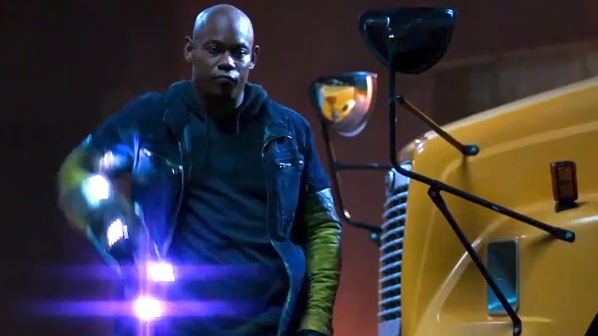 Bokeem Woodbine's Shocker charging one his gauntlets in Spider-Man: Homecoming
