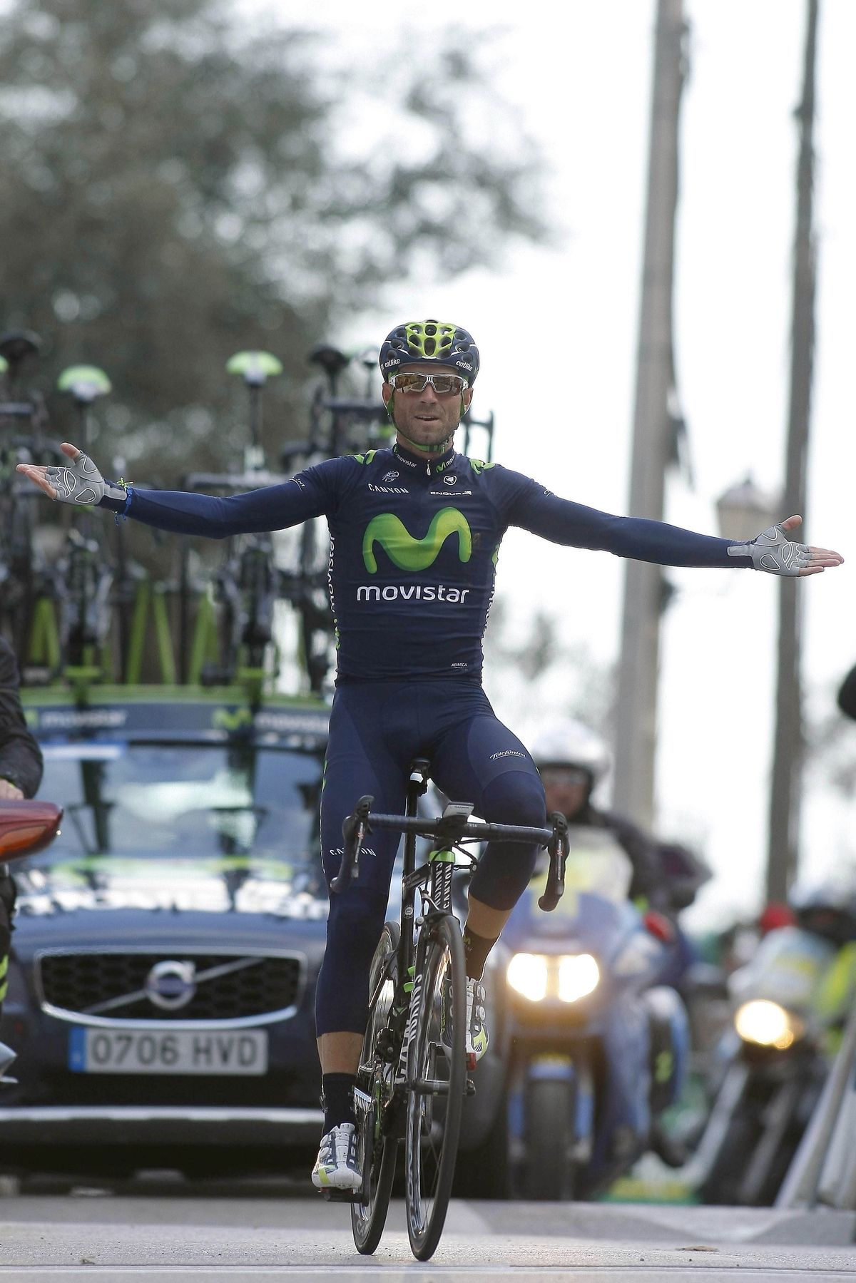 Alejandro Valverde celebrates his victory