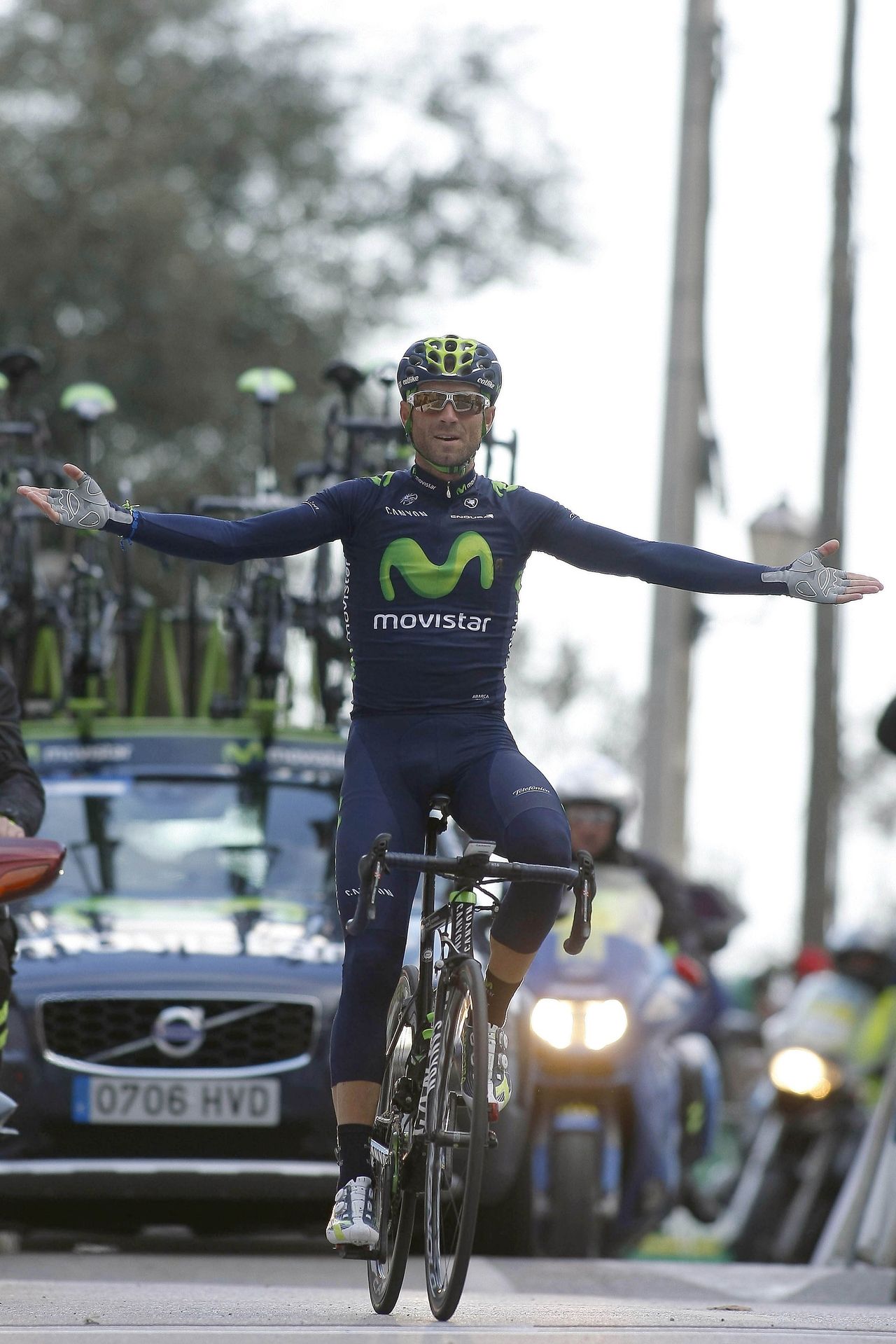 Alejandro Valverde celebrates his victory