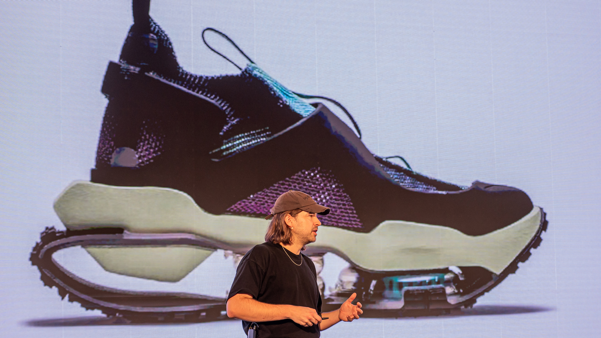 Jonas Hegi speaking at Paradigms conference