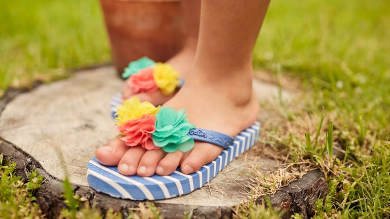 Best kids sandals: Joules flip flops